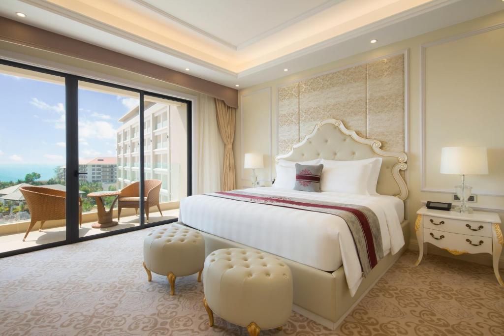 Phòng Junior Suite VinOasis Phú Quốc Hotel